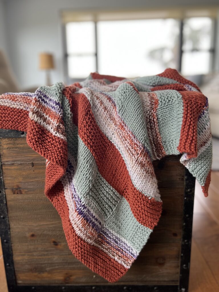 knit strped blanket