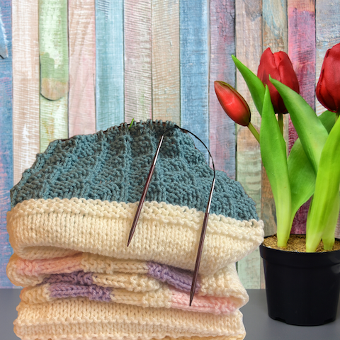 knit blankets and tulips