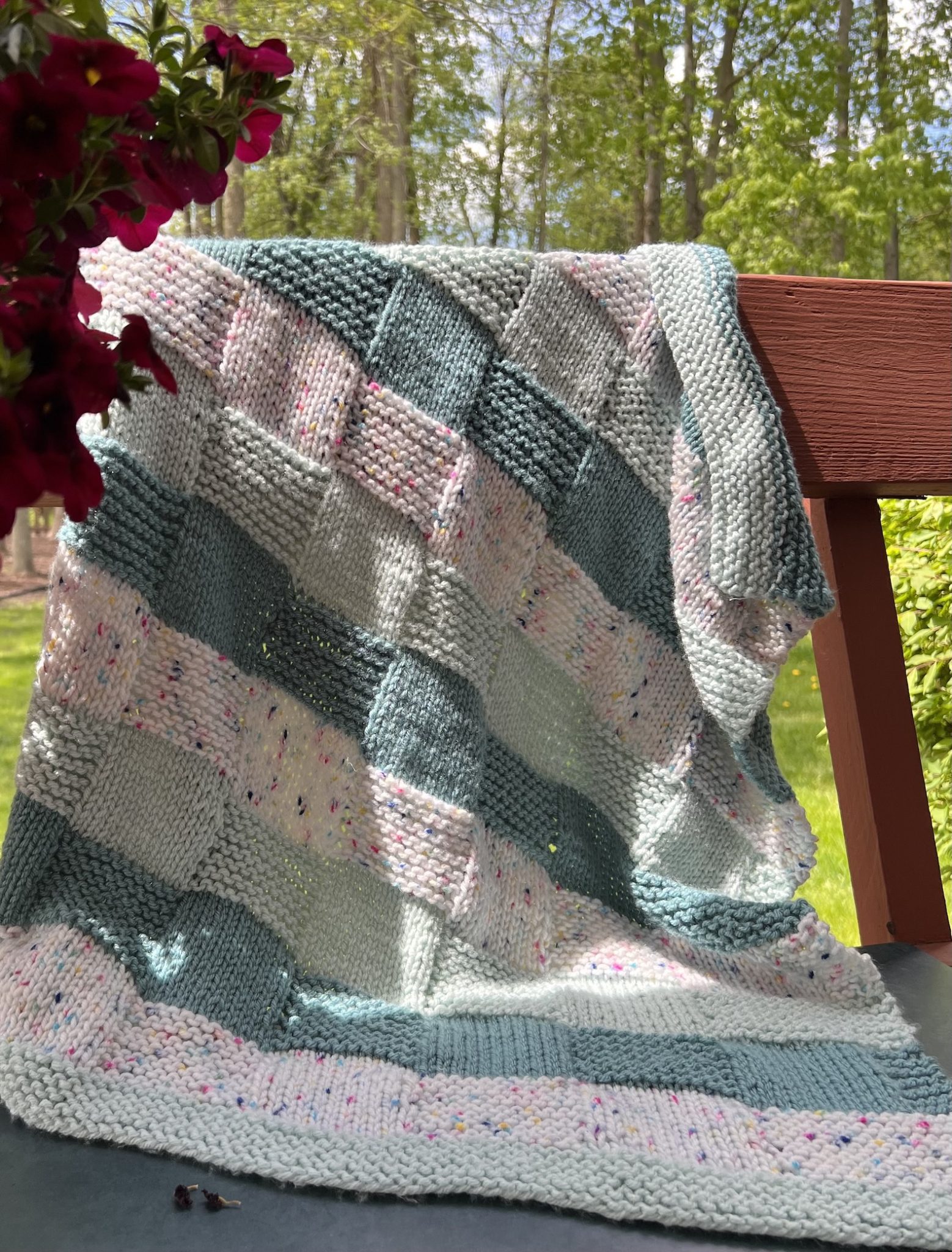 Knitting Crosswise Baby Blanket | free pattern | candyloucreations knitting